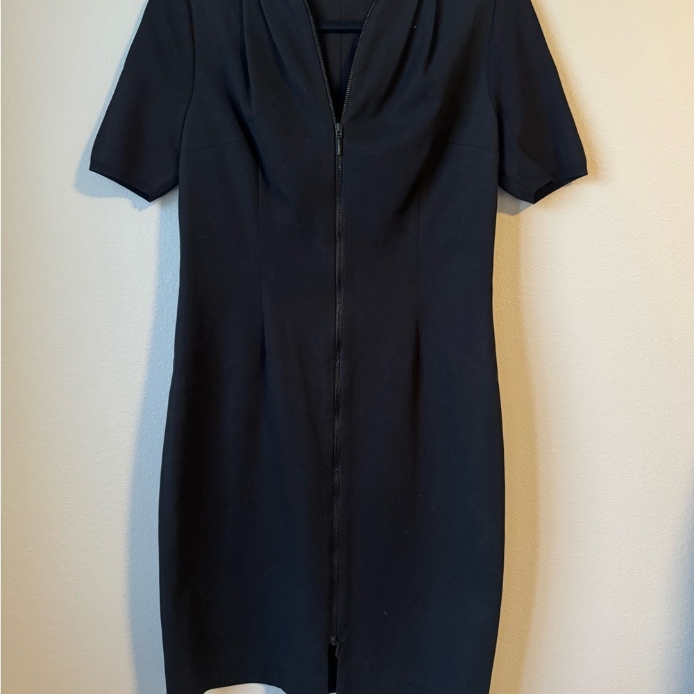 Elie Tahari Black Zip Front Sheath Short Sleeve Dress